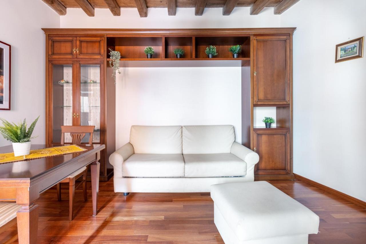 Vg Trevi Fountain 5 Stelle Elegant Apartment 罗马 外观 照片